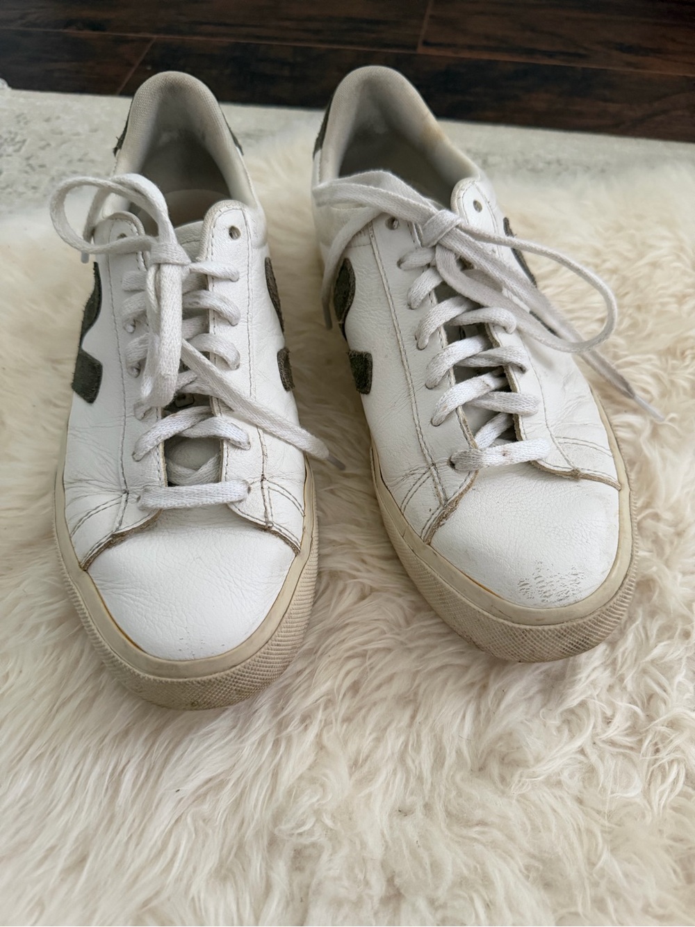 Veja Women's White Leather Sneakers with Olive Suede V - Picture 3 of 6